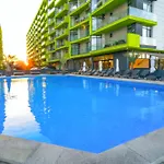 Lägenhet Large Family - Piscina Interioara Sauna Gym Năvodari