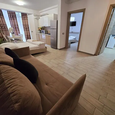 Lägenhet Large Family - Piscina Interioara Sauna Gym *